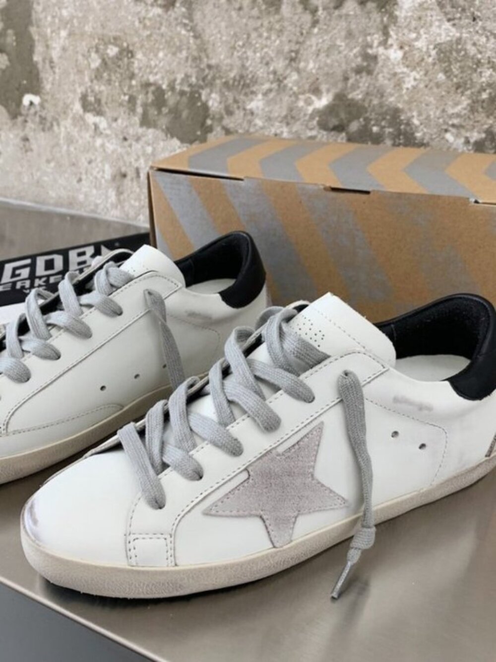 Golden Goose White Leather Sneakers with Grey Star and Black Collar